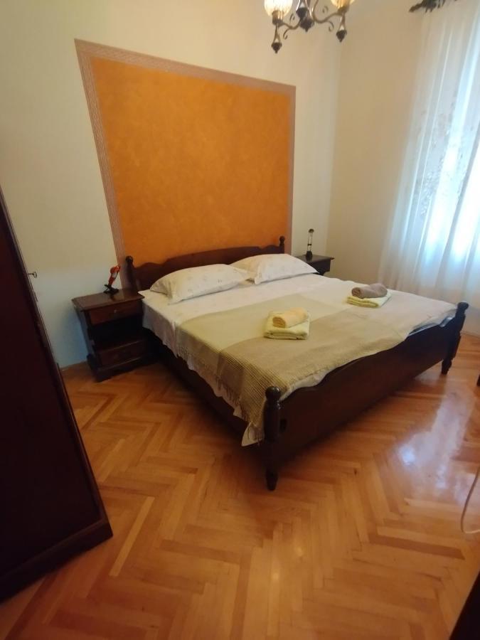 Bugenvilija Apartment Split Bagian luar foto