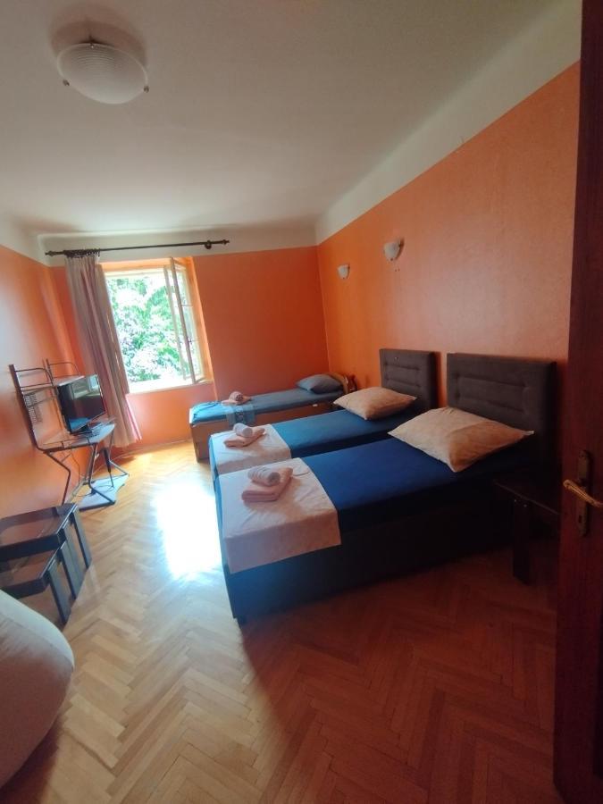 Bugenvilija Apartment Split Bagian luar foto